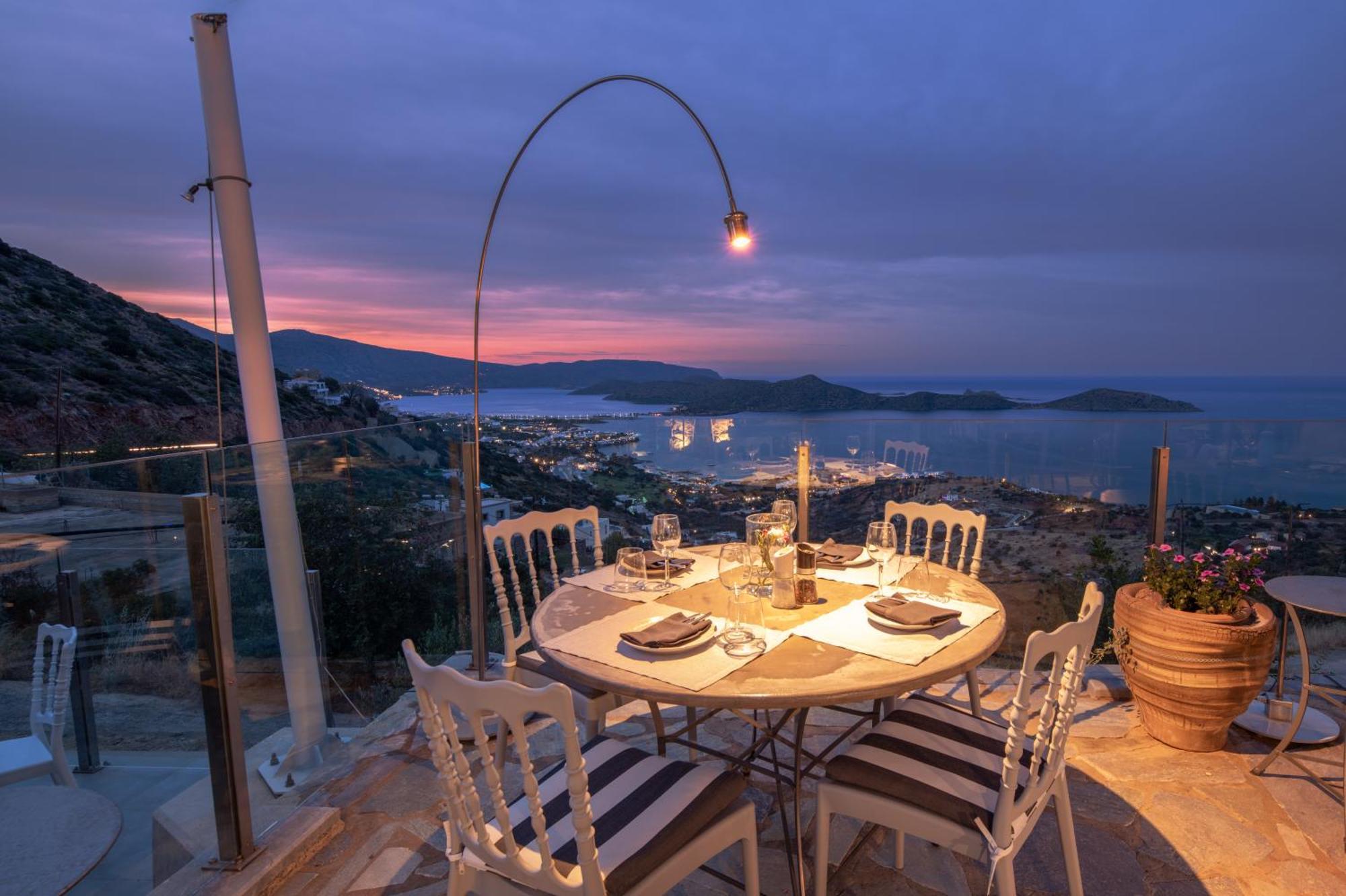 Adrakos Apartments (Adults Only) 엘운다 외부 사진