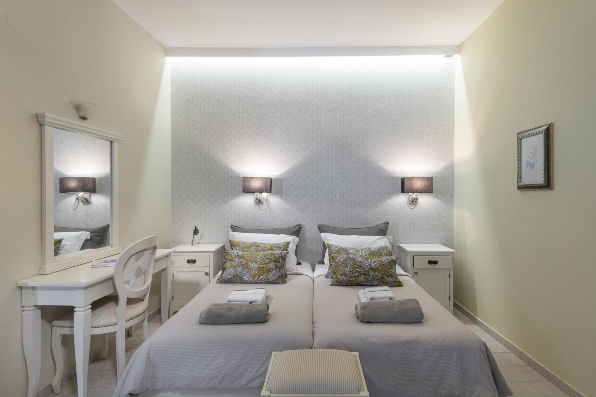 Adrakos Apartments (Adults Only) 엘운다 외부 사진
