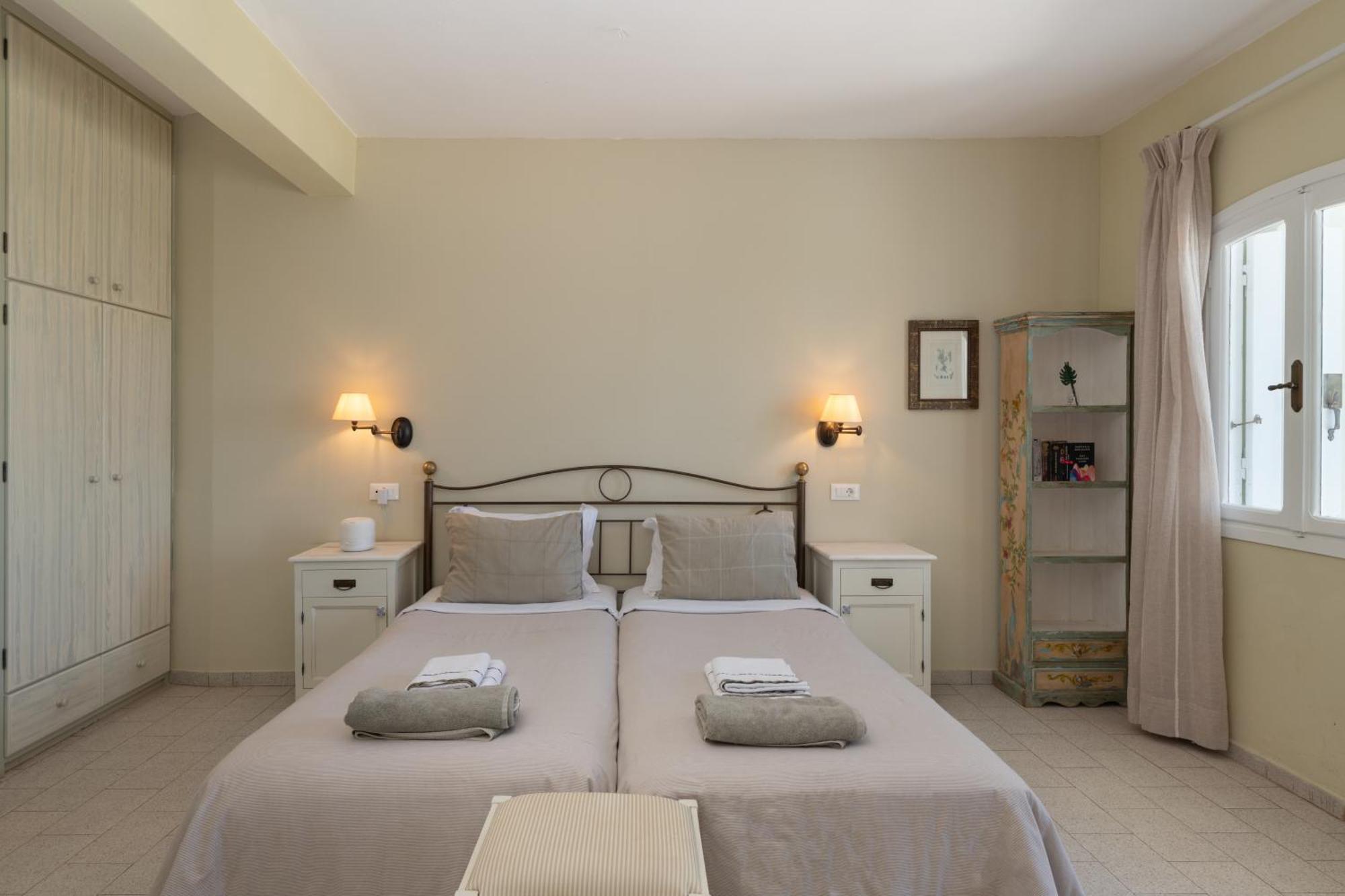 Adrakos Apartments (Adults Only) 엘운다 외부 사진